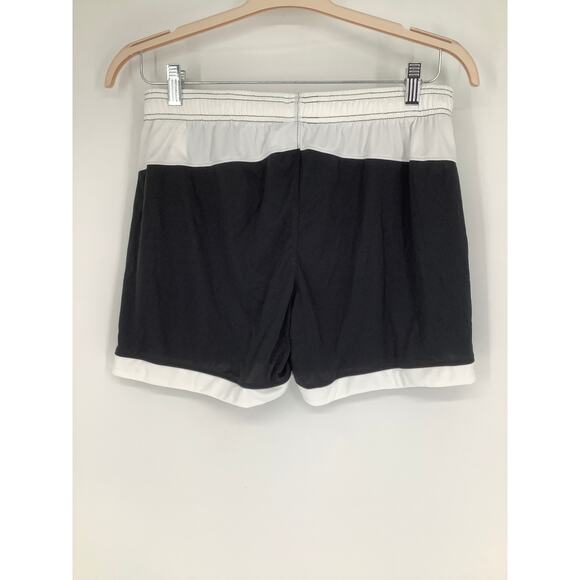 Under Armour Womens Medium Black White 4.5" Maquina 3.0 Shorts Activewear O11-20 - Picture 5 of 7